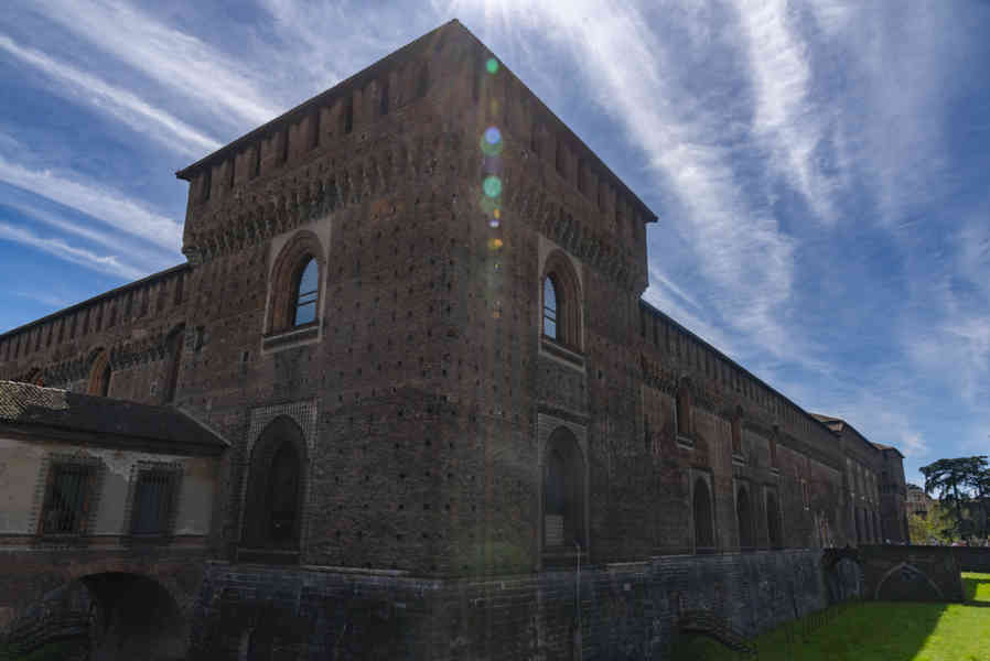 Italia - Milán 107 - castillo Sforzesco de Milán.jpg